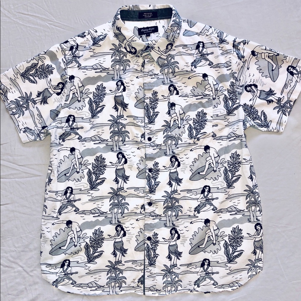Hawaiian Surfer Casual button down short sleeve